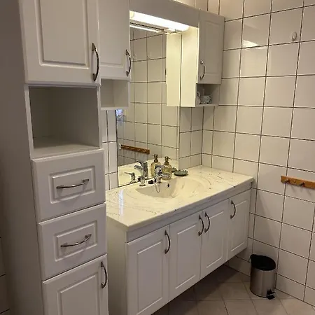 Edith Huset Nyaraló *